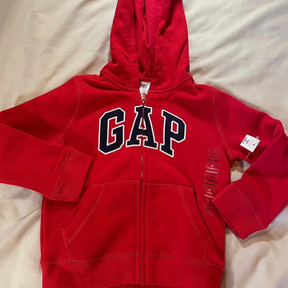 GAP Kids‎ Red Full Zip Hoodie, NWT, Size 5